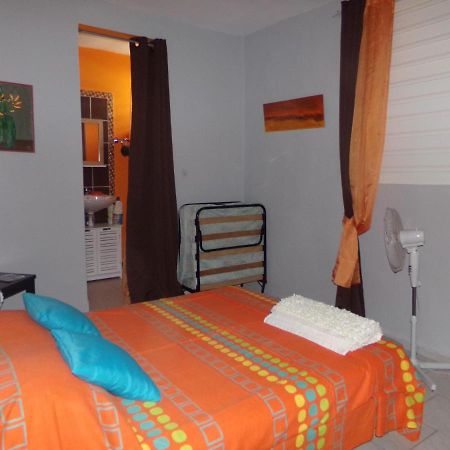 Chez Annick Et Jacques Apartamento Garnier Exterior foto