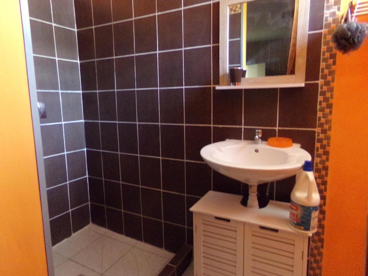 Chez Annick Et Jacques Apartamento Garnier Exterior foto